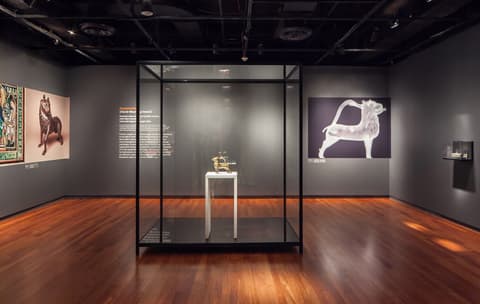 Installation view of Masterpieces & Curiosities: A Medieval Aquamanile, the Jewish Museum, New York. Photograph by David Heald © 2013 The Jewish Museum.
