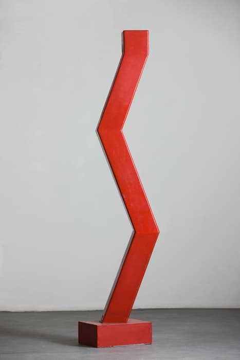 Ivan Kožaric (Croatia, born 1921), Red Sign, 1969, painted wood 106 x 19 3/4 x 15 3/4 in (269 x 50 x 40 cm). Gliptoteka HAZU, Zagreb.