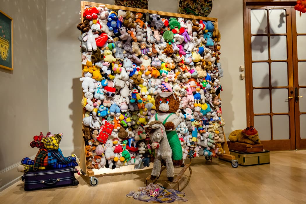 Installation view of the exhibition Charlemagne Palestine’s Bear Mitzvah in Meshugahland, March 17 - August 6, 2017. The Jewish Museum, NY. Photo: Will Ragozzino/SocialShutterbug.com