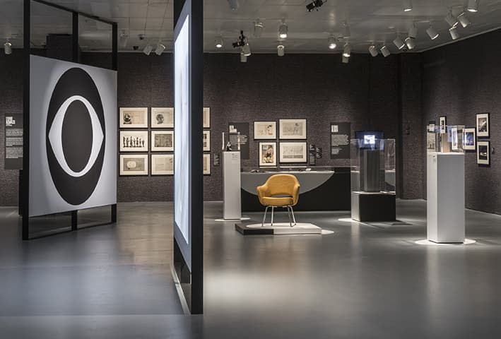 Installation view of the exhibition Revolution of the Eye: Modern Art and the Birth of American Television. The Jewish Museum, NY.  

Photo by: David Heald.
