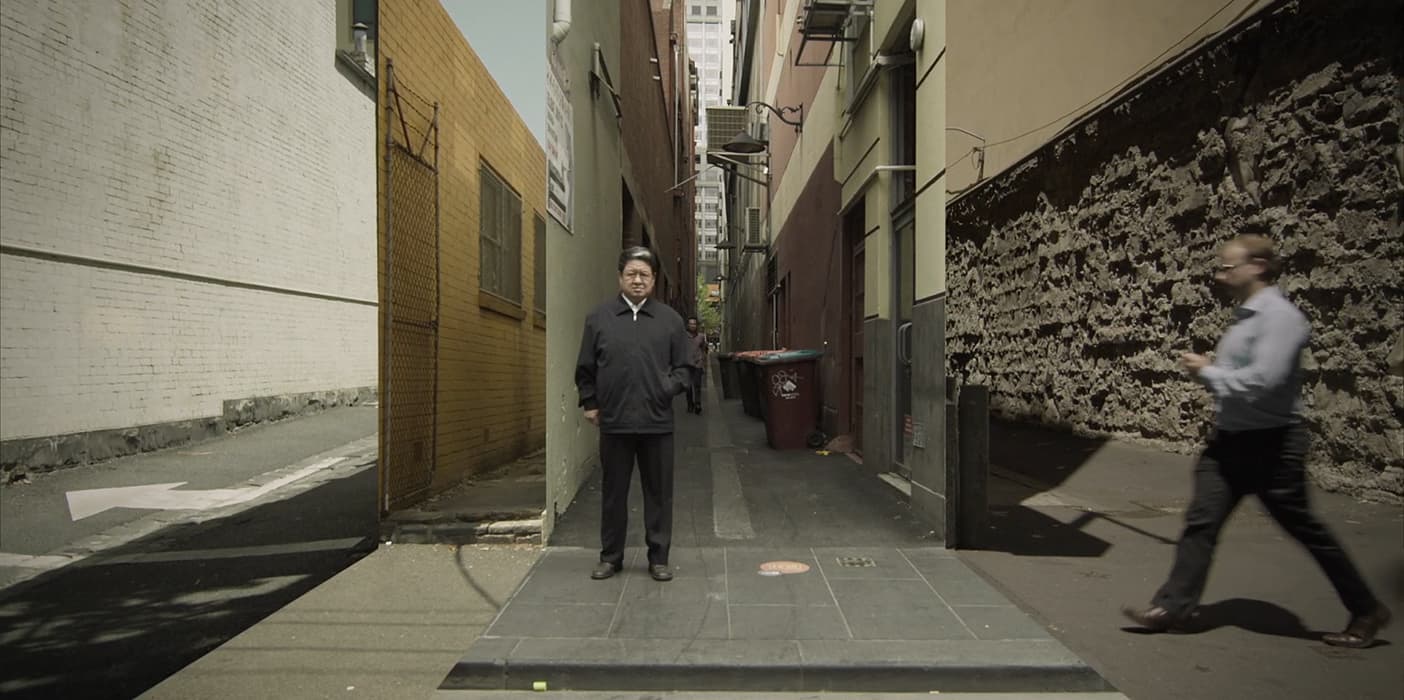 Daniel Crooks, A Garden of Parallel Paths, 2012, digital video, sound, 9 min., 33 sec. Artwork © Daniel Crooks, provided by the artist and Anna Schwartz Gallery, Australia