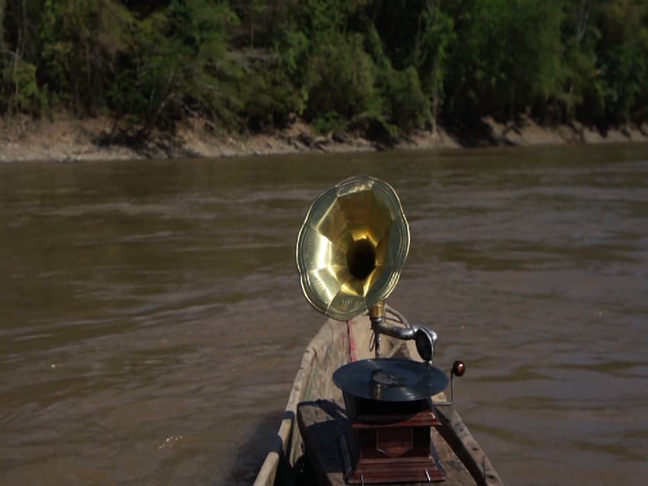 Tania Candiani, La Magdalena, 2013, video, sound, 1 min., 41 sec. Artwork © Tania Candiani